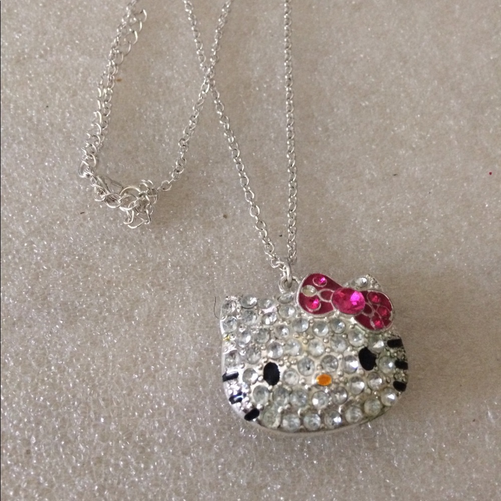 Hallo kitty necklace